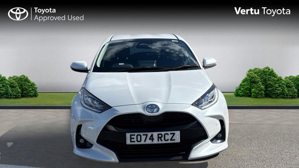 Toyota Yaris 1.5 Hybrid Design 5dr CVT Hybrid Hatchback - Image 22