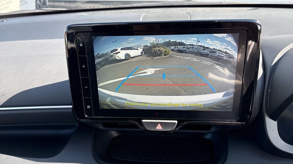 Toyota Yaris 1.5 Hybrid Design 5dr CVT Hybrid Hatchback - Image 31