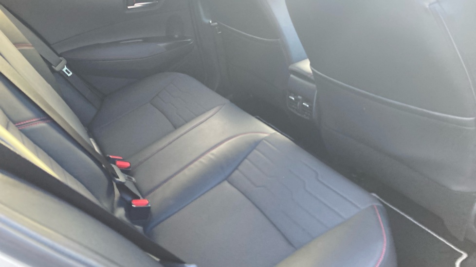 Toyota Corolla 2.0 VVT-i Hybrid Excel 5dr CVT Hybrid Hatchback - Image 8
