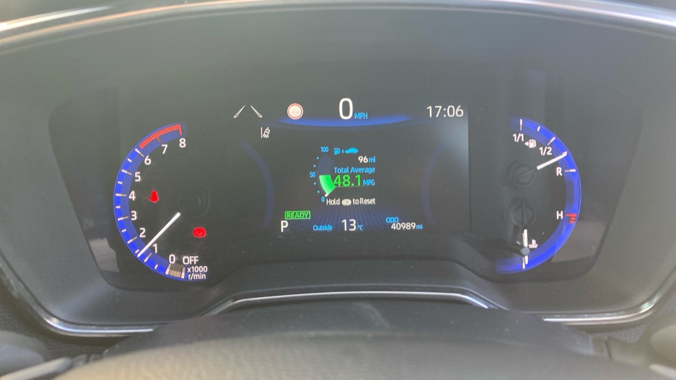 Toyota Corolla 2.0 VVT-i Hybrid Excel 5dr CVT Hybrid Hatchback - Image 11