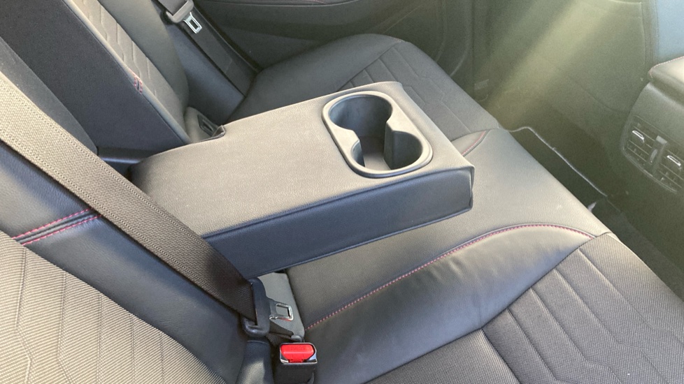Toyota Corolla 2.0 VVT-i Hybrid Excel 5dr CVT Hybrid Hatchback - Image 36