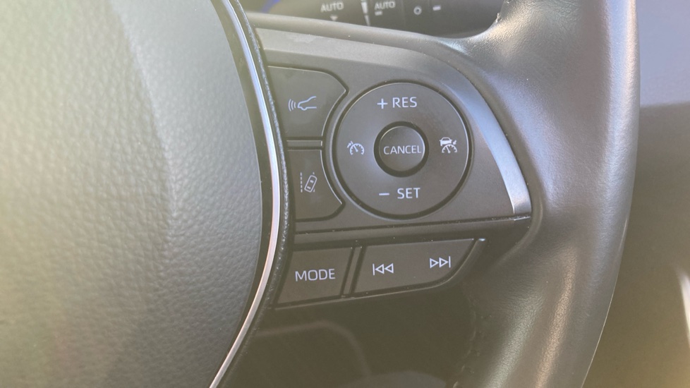 Toyota Corolla 2.0 VVT-i Hybrid Excel 5dr CVT Hybrid Hatchback - Image 44