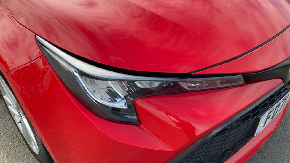 Toyota Corolla 1.8 VVT-i Hybrid Icon Tech 5dr CVT Hybrid Estate - Image 20