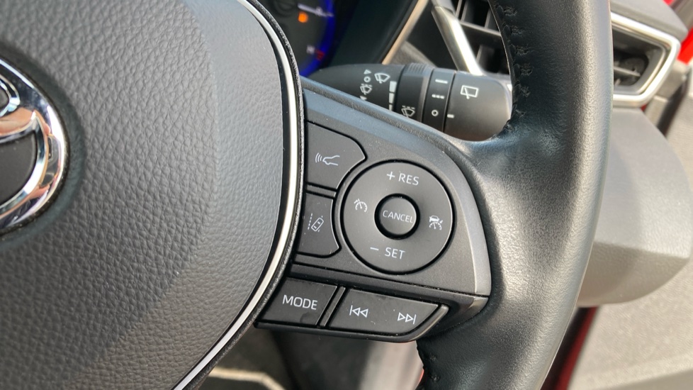 Toyota Corolla 1.8 VVT-i Hybrid Icon Tech 5dr CVT Hybrid Estate - Image 31