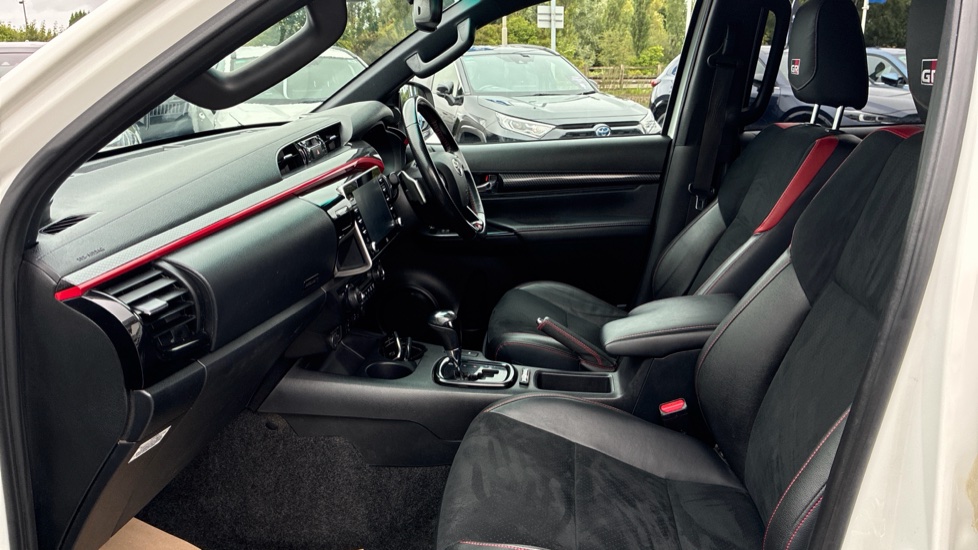 Toyota Hilux Diesel GR Sport D/Cab Pick Up 2.8 D-4D Auto - Image 5