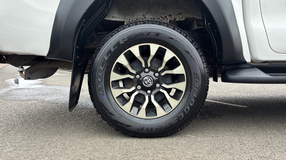 Toyota Hilux Diesel GR Sport D/Cab Pick Up 2.8 D-4D Auto - Image 25