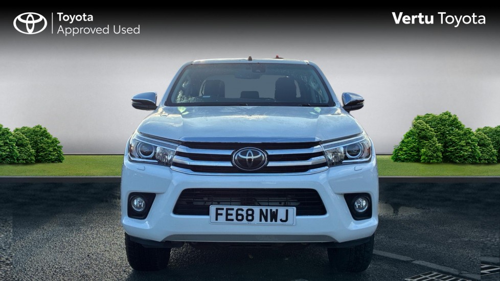 Toyota Hilux Diesel Invincible D/Cab Pick Up 2.4 D-4D Auto - Image 22