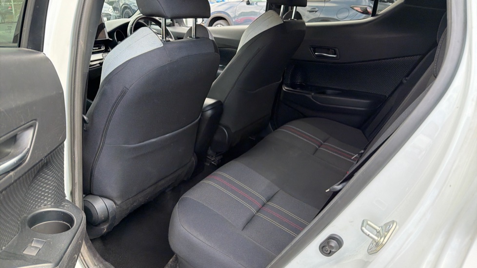 Toyota C-HR 1.8 Hybrid GR Sport 5dr CVT Hybrid Hatchback - Image 15