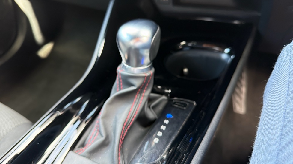 Toyota C-HR 1.8 Hybrid GR Sport 5dr CVT Hybrid Hatchback - Image 41