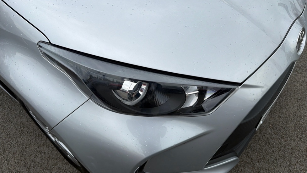 Toyota Yaris 1.5 Hybrid Icon 5dr CVT Hybrid Hatchback - Image 20
