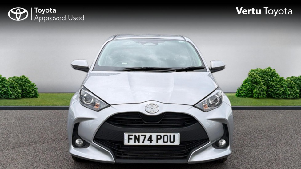 Toyota Yaris 1.5 Hybrid Icon 5dr CVT Hybrid Hatchback - Image 22