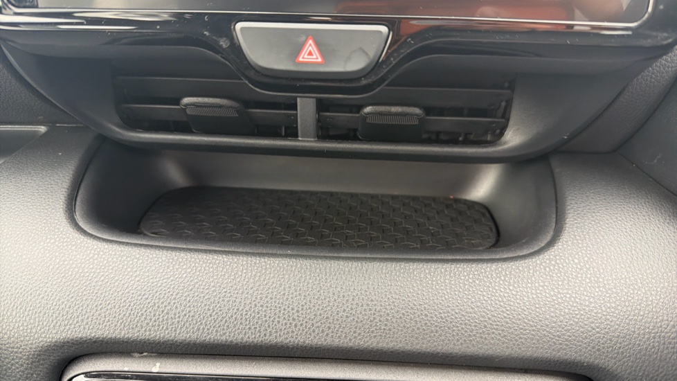 Toyota Yaris 1.5 Hybrid Icon 5dr CVT Hybrid Hatchback - Image 47