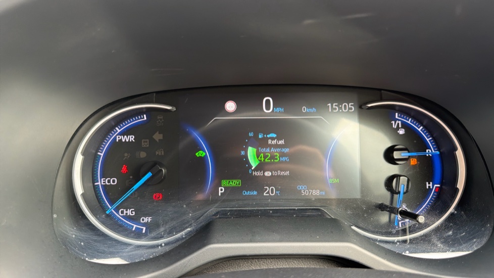 Toyota RAV4 2.5 VVT-i Hybrid Dynamic 5dr CVT 2WD Hybrid Estate - Image 11