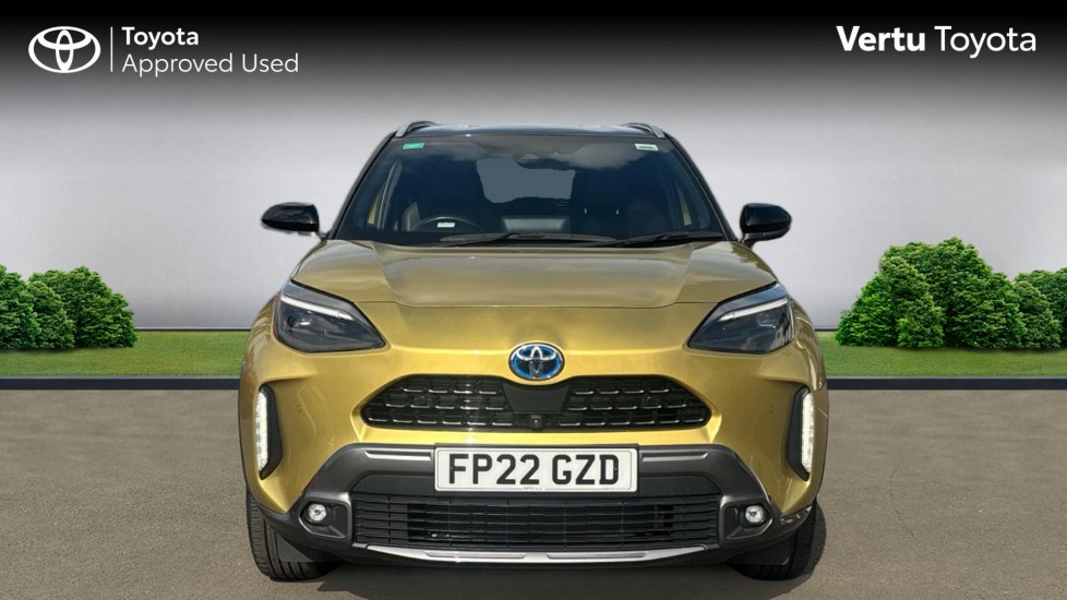 Toyota Yaris Cross 1.5 Hybrid Premiere Edition 5dr CVT Hybrid Estate - Image 22