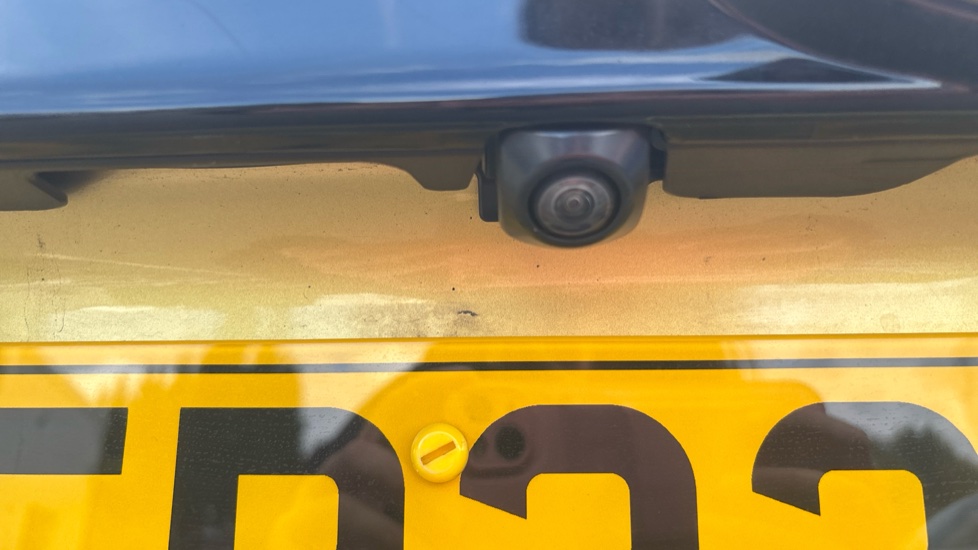 Toyota Yaris Cross 1.5 Hybrid Premiere Edition 5dr CVT Hybrid Estate - Image 33