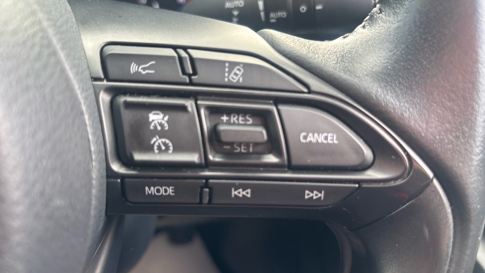 Toyota Yaris Cross 1.5 Hybrid Premiere Edition 5dr CVT Hybrid Estate - Image 38