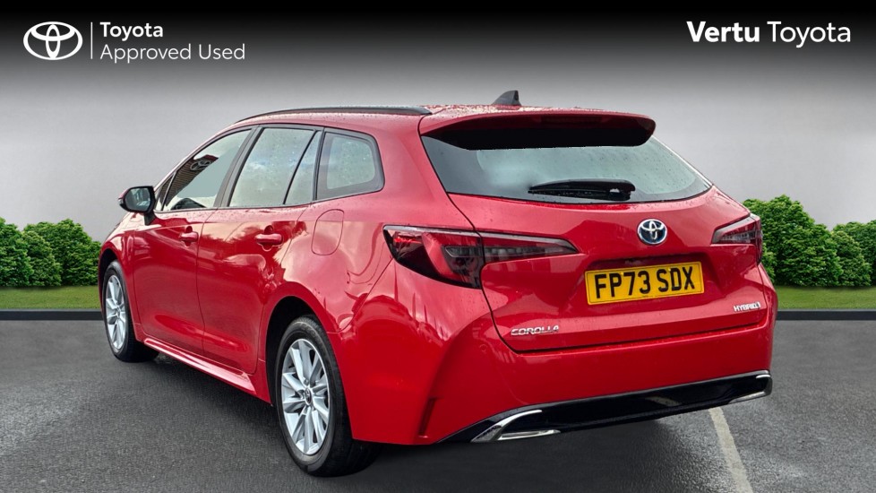 Toyota Corolla 1.8 Hybrid Icon 5dr CVT Hybrid Estate - Image 4