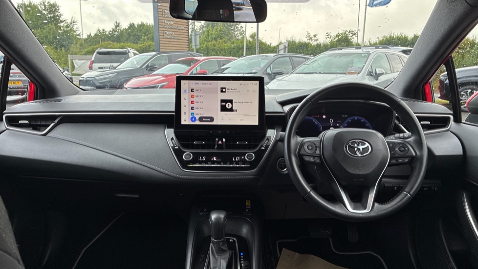 Toyota Corolla 1.8 Hybrid Icon 5dr CVT Hybrid Estate - Image 6