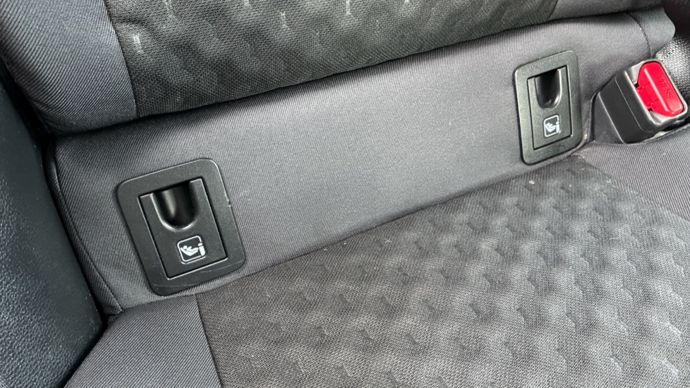 Toyota Corolla 1.8 Hybrid Icon 5dr CVT Hybrid Estate - Image 14