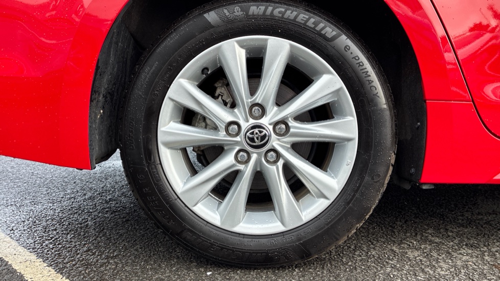 Toyota Corolla 1.8 Hybrid Icon 5dr CVT Hybrid Estate - Image 25