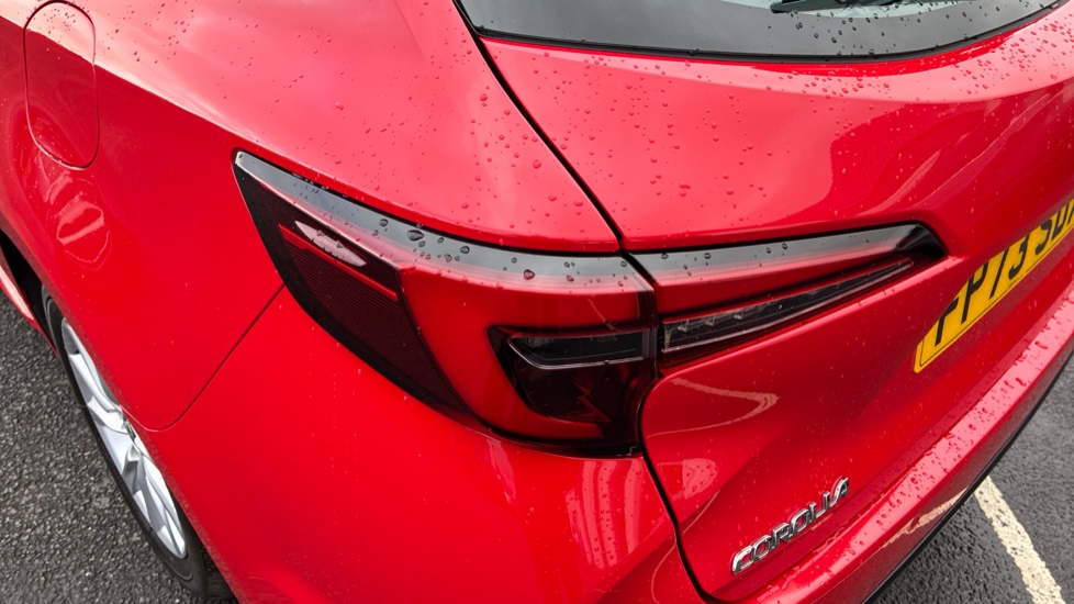 Toyota Corolla 1.8 Hybrid Icon 5dr CVT Hybrid Estate - Image 42