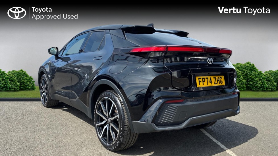 Toyota C-HR 2.0 PHEV GR Sport 5dr CVT Hatchback - Image 4