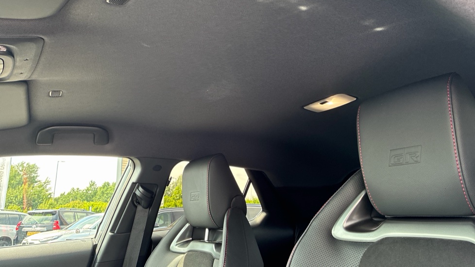 Toyota C-HR 2.0 PHEV GR Sport 5dr CVT Hatchback - Image 19
