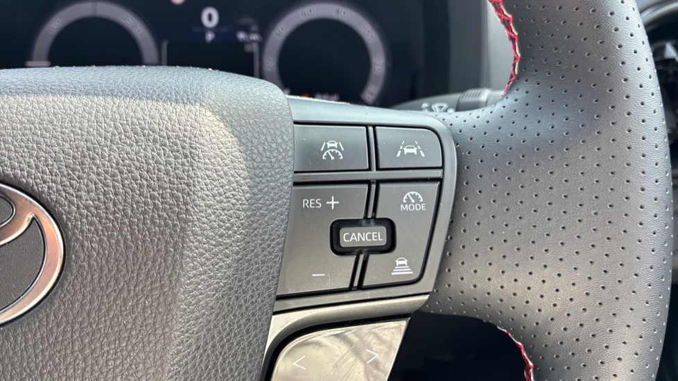Toyota C-HR 2.0 PHEV GR Sport 5dr CVT Hatchback - Image 32