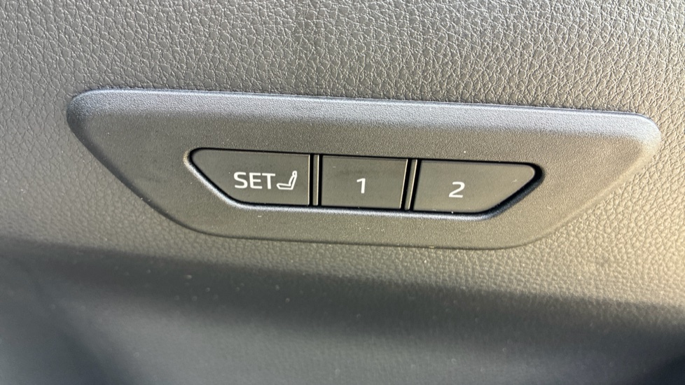 Toyota C-HR 2.0 PHEV GR Sport 5dr CVT Hatchback - Image 35