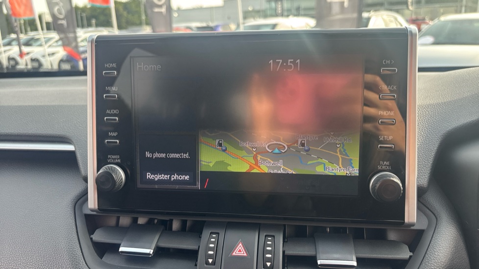 Toyota RAV4 2.5 PHEV Dynamic 5dr CVT Estate - Image 9