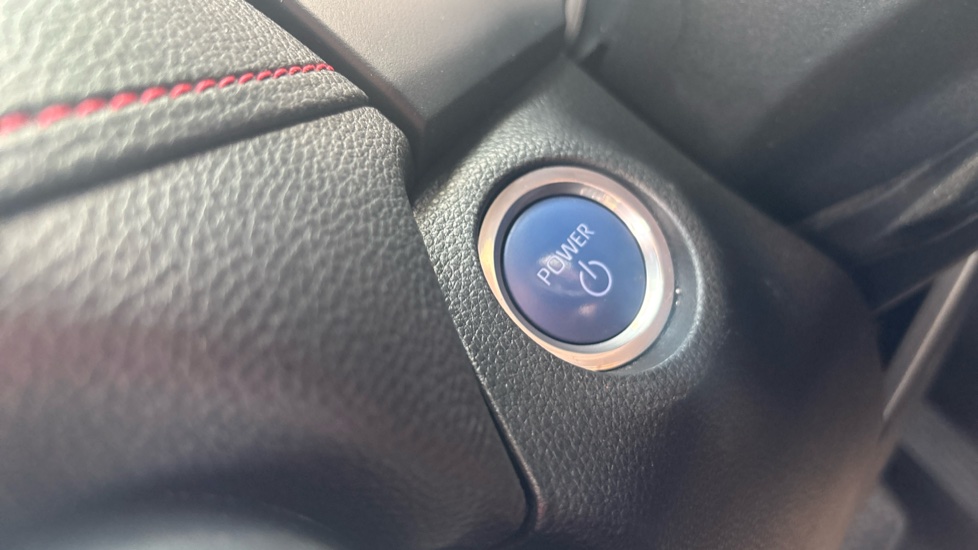 Toyota RAV4 2.5 PHEV Dynamic 5dr CVT Estate - Image 16