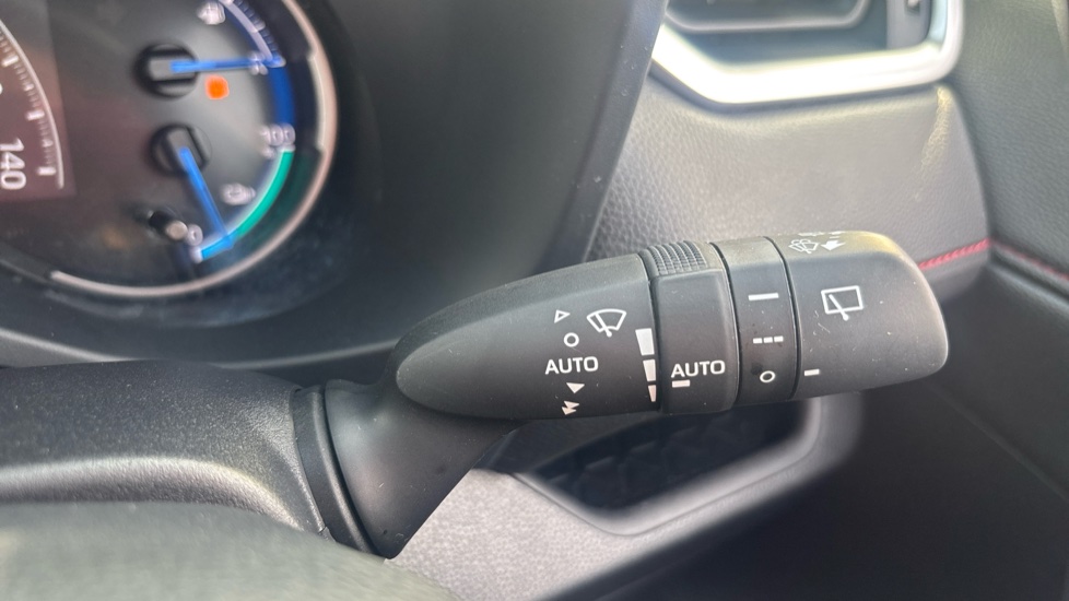 Toyota RAV4 2.5 PHEV Dynamic 5dr CVT Estate - Image 41