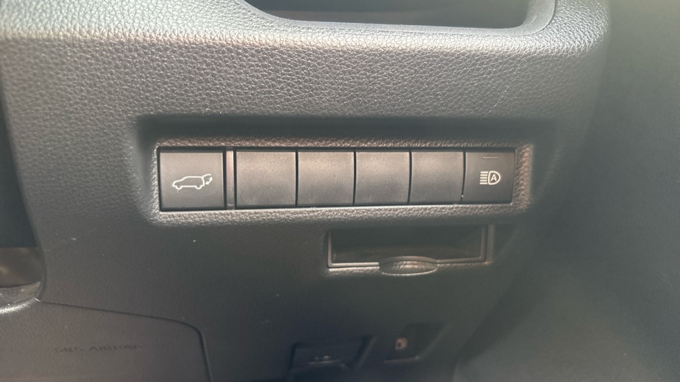 Toyota RAV4 2.5 PHEV Dynamic 5dr CVT Estate - Image 42