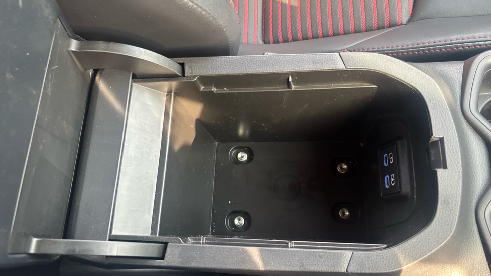 Toyota RAV4 2.5 PHEV Dynamic 5dr CVT Estate - Image 49