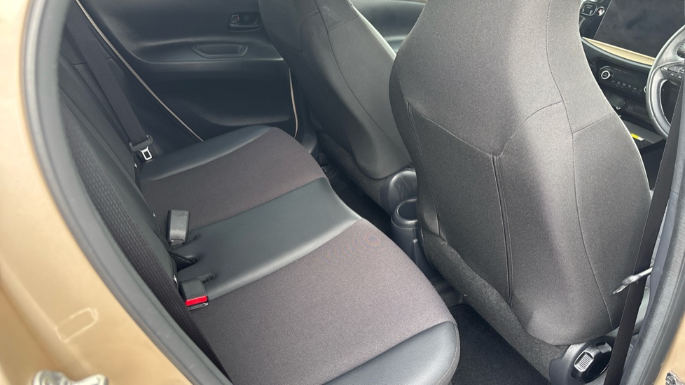 Toyota Aygo X 1.0 VVT-i Exclusive 5dr Auto Petrol Hatchback - Image 8