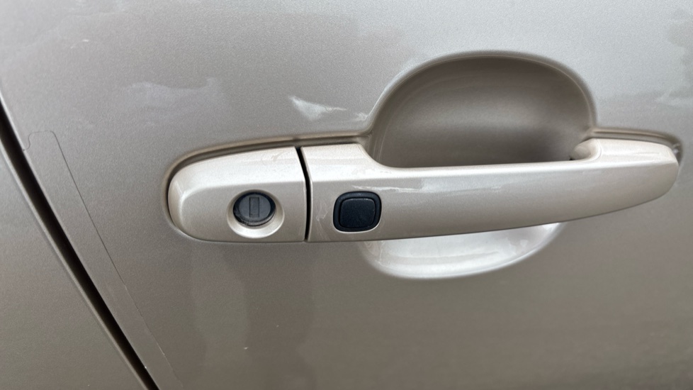 Toyota Aygo X 1.0 VVT-i Exclusive 5dr Auto Petrol Hatchback - Image 32