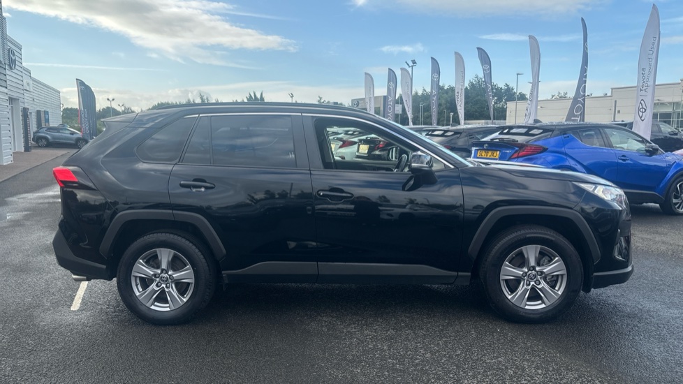 Toyota RAV4 2.5 VVT-i Hybrid Icon TSS 5dr CVT [Cloth] 2WD Hybrid Estate - Image 23