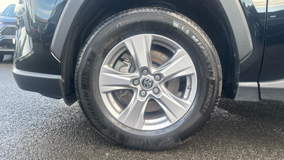 Toyota RAV4 2.5 VVT-i Hybrid Icon TSS 5dr CVT [Cloth] 2WD Hybrid Estate - Image 30