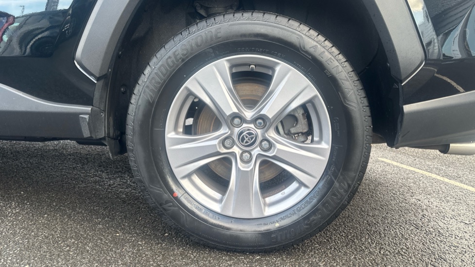 Toyota RAV4 2.5 VVT-i Hybrid Icon TSS 5dr CVT [Cloth] 2WD Hybrid Estate - Image 31
