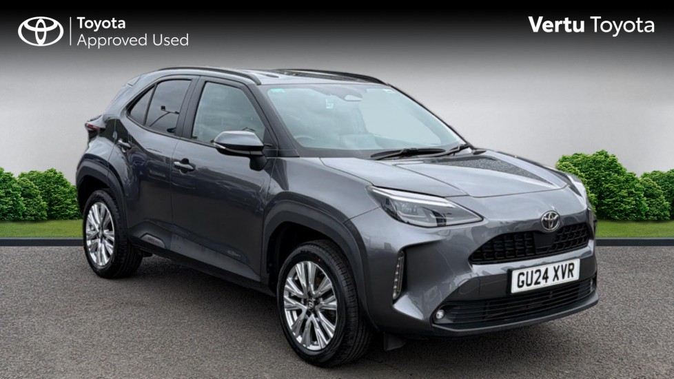 Toyota Yaris Cross 1.5 Hybrid Design 5dr CVT Hybrid Estate - Image 1