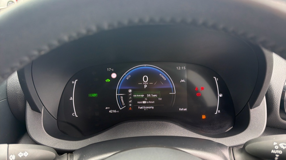 Toyota Yaris Cross 1.5 Hybrid Design 5dr CVT Hybrid Estate - Image 11