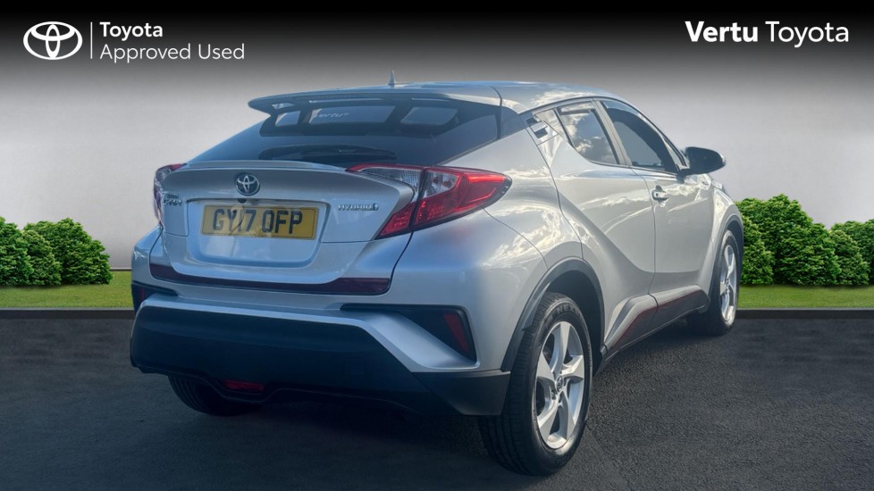 Toyota C-HR 1.8 Hybrid Icon 5dr CVT Hybrid Hatchback - Image 2