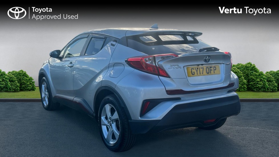 Toyota C-HR 1.8 Hybrid Icon 5dr CVT Hybrid Hatchback - Image 4