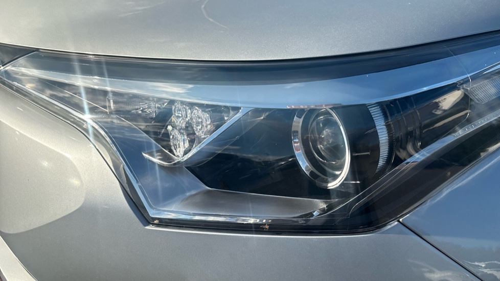 Toyota C-HR 1.8 Hybrid Icon 5dr CVT Hybrid Hatchback - Image 20