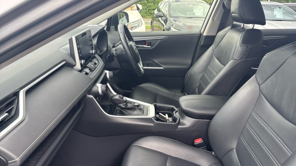 Toyota RAV4 2.5 VVT-i Hybrid Excel TSS 5dr CVT Hybrid Estate - Image 5