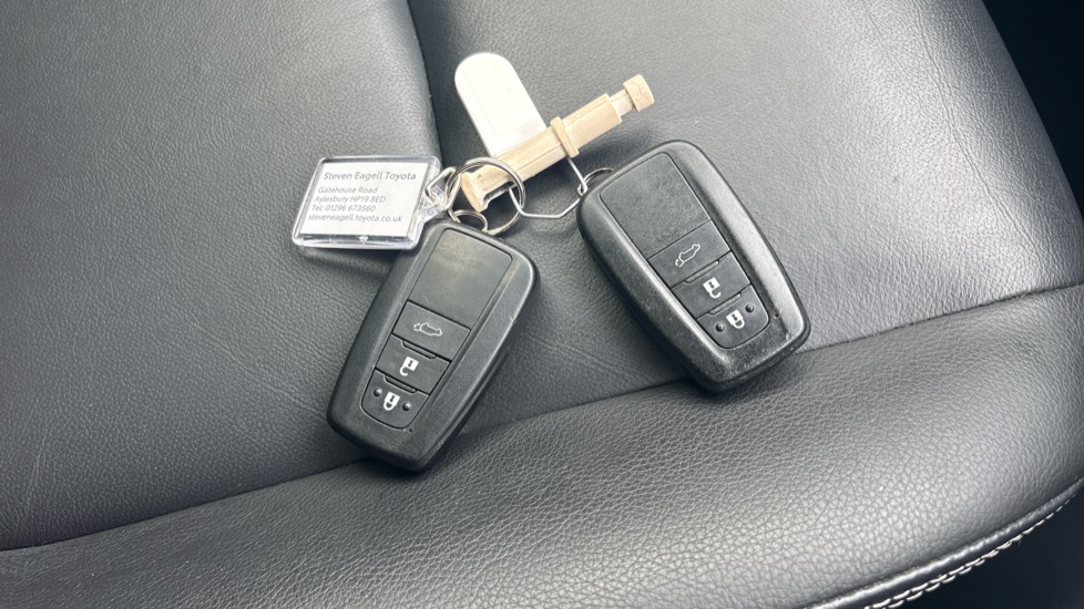 Toyota RAV4 2.5 VVT-i Hybrid Excel TSS 5dr CVT Hybrid Estate - Image 28