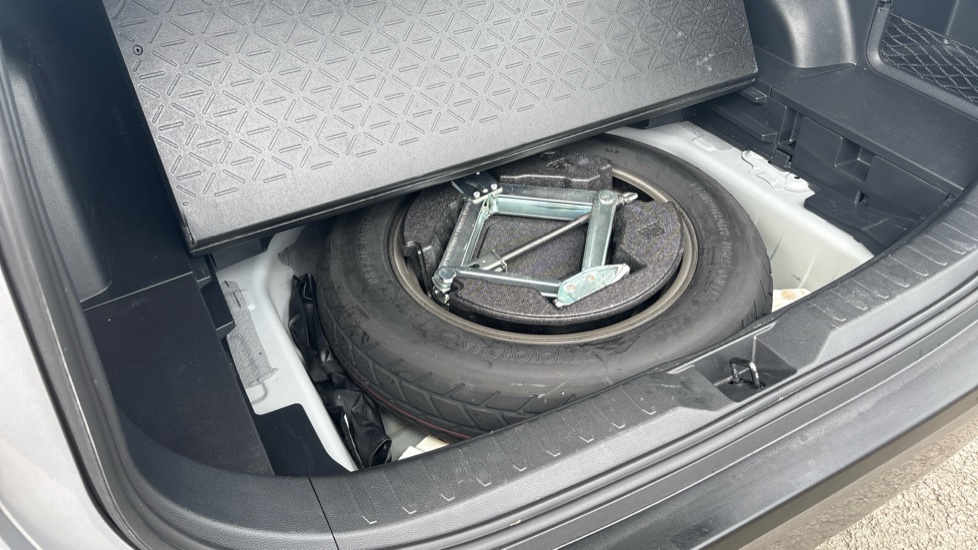 Toyota RAV4 2.5 VVT-i Hybrid Excel TSS 5dr CVT Hybrid Estate - Image 31