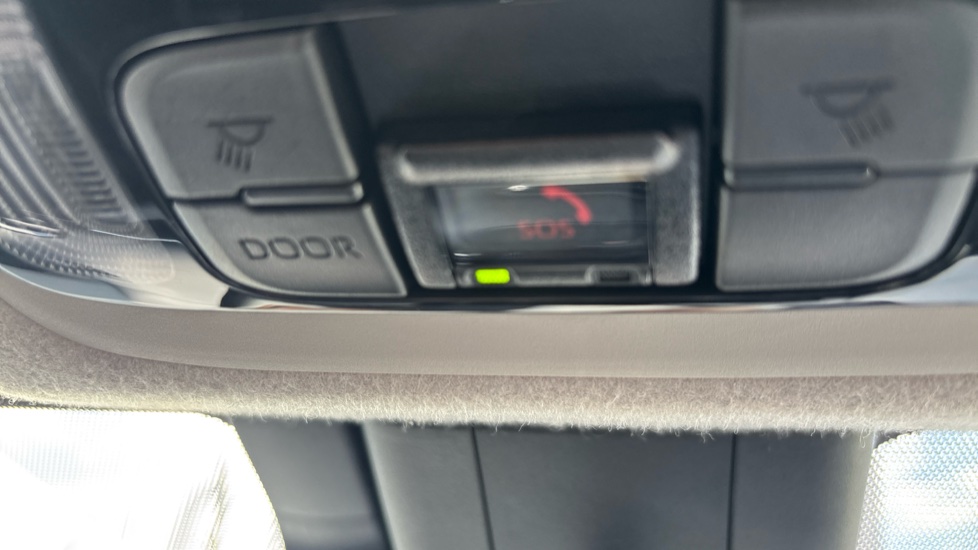 Toyota Yaris 1.5 Hybrid Design 5dr CVT Hybrid Hatchback - Image 43