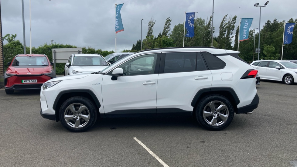 Toyota RAV4 2.5 VVT-i Hybrid Design 5dr CVT 2WD Hybrid Estate - Image 24
