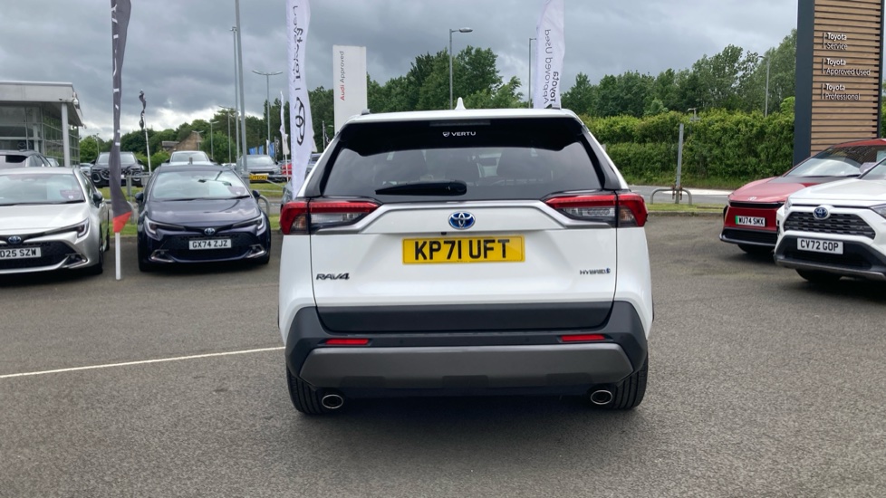 Toyota RAV4 2.5 VVT-i Hybrid Design 5dr CVT 2WD Hybrid Estate - Image 26